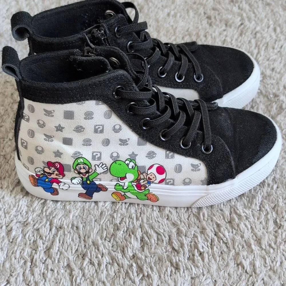 Super Mario Unisex Kids Size 1 High Top Canvas Sneakers Black White Zip Lace Up